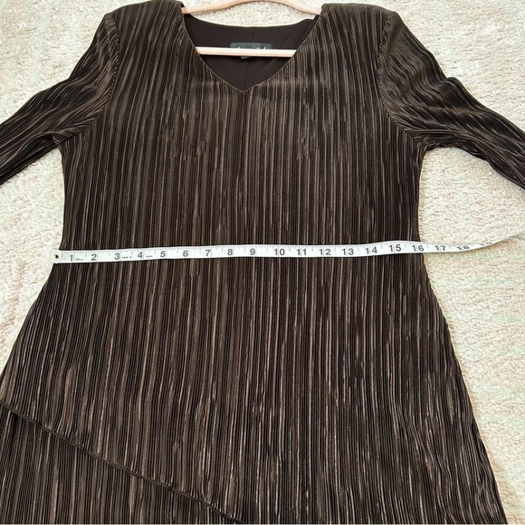 Connected Apparel Chocolate Brown 3/4 Sleeve Micro Pleat Midi Dress Size 12 Tier - Picture 7 of 10